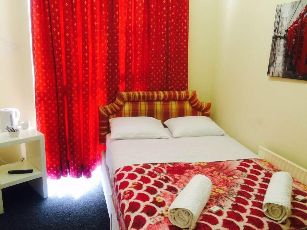 Golden Star Hotel Лондон Экстерьер фото