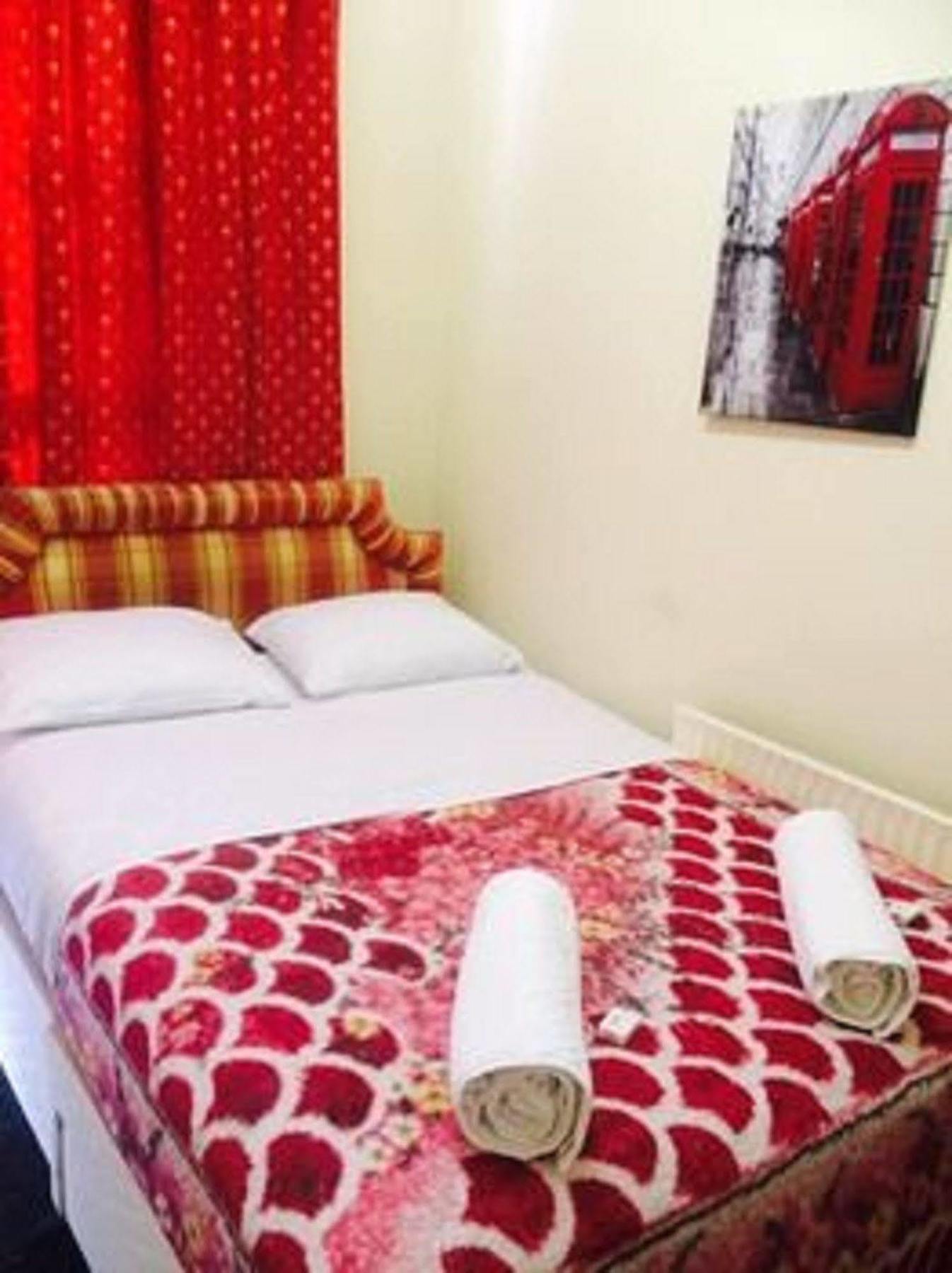Golden Star Hotel Лондон Экстерьер фото